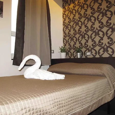 Bedrooms In Rom